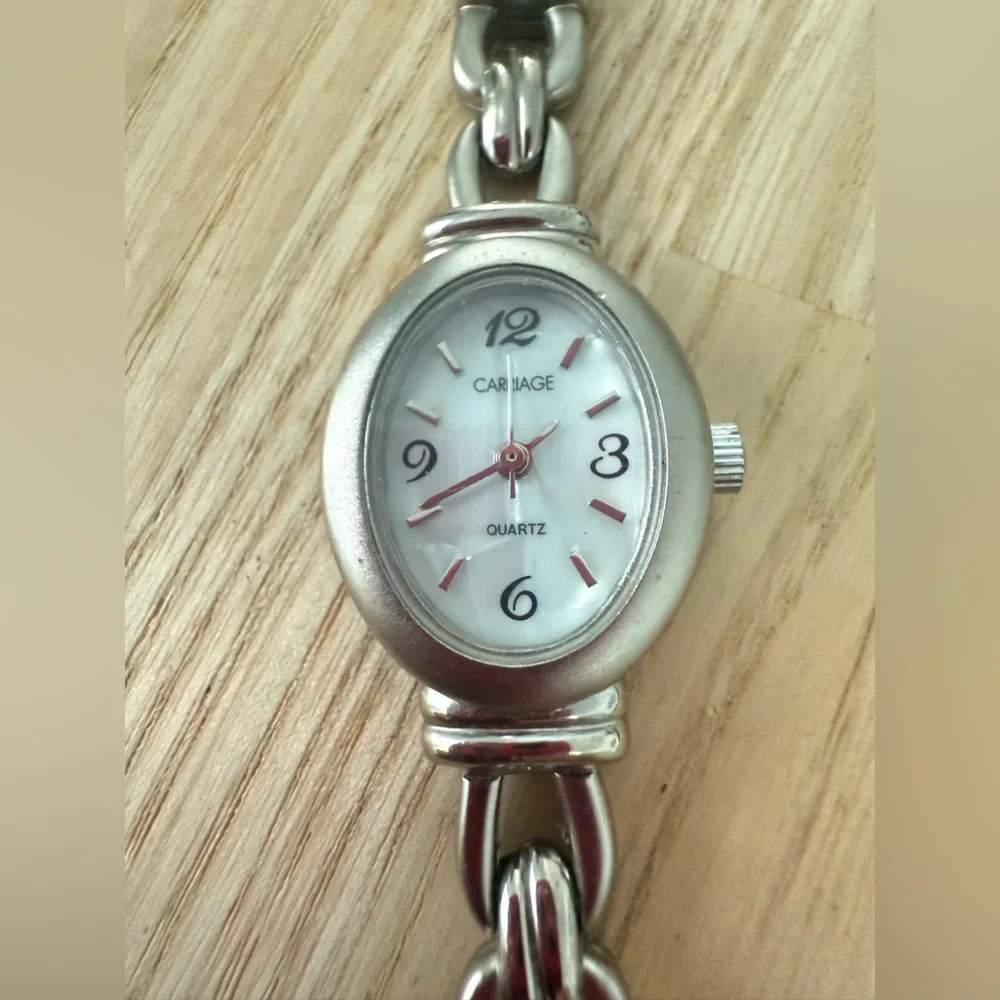 Carriage by Timex ladies oval silver tone watch NEW BATTERY
